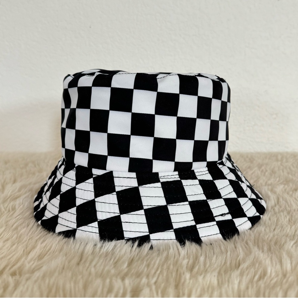 Reversible Checkered Bucket Hat